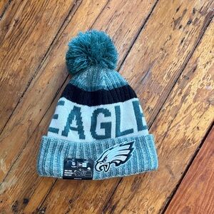 New Era Eagles Beanie - Teal and Black